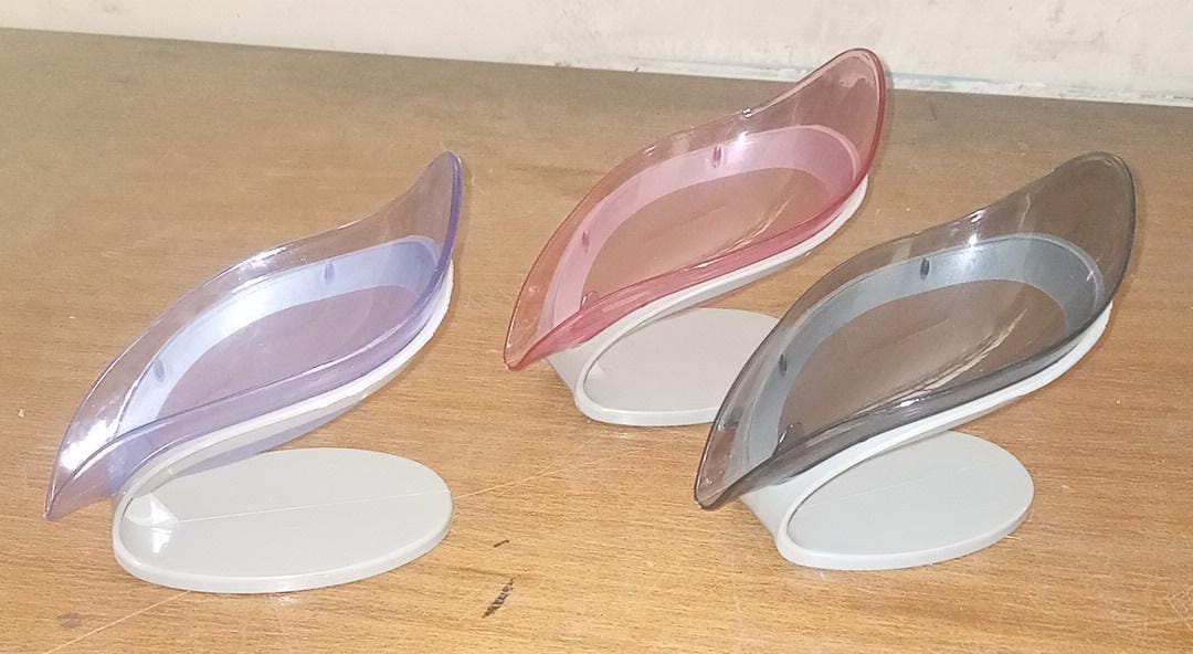 Leaf soap holders