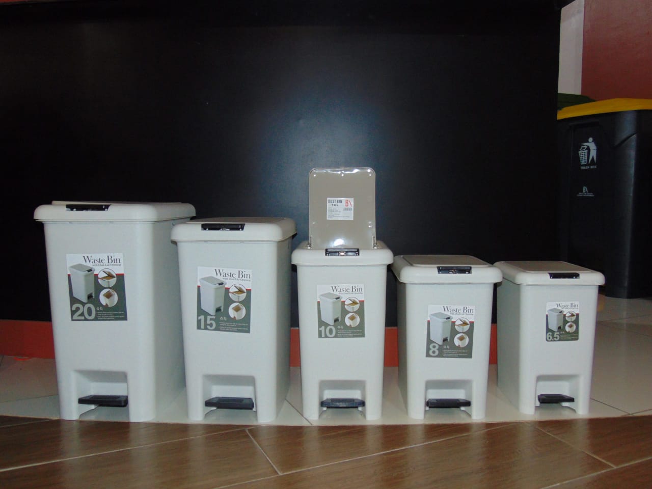 Dustbin