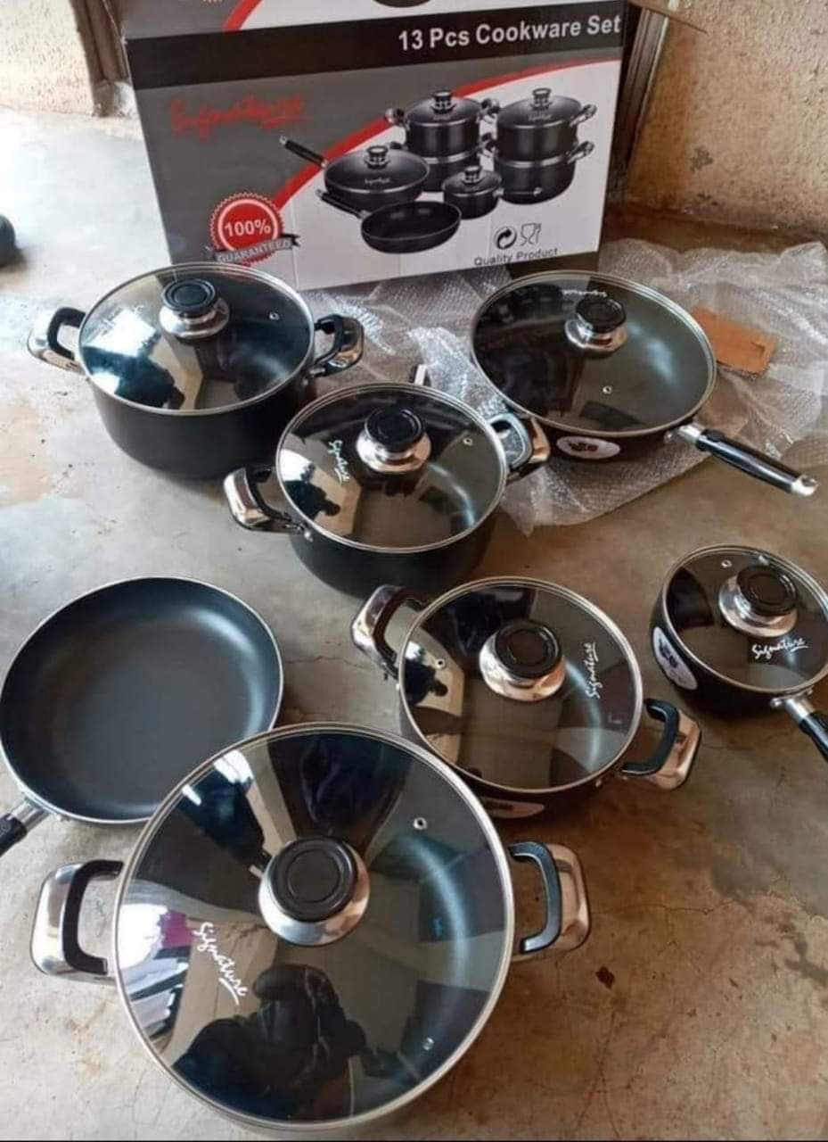13 pieces signature cookware