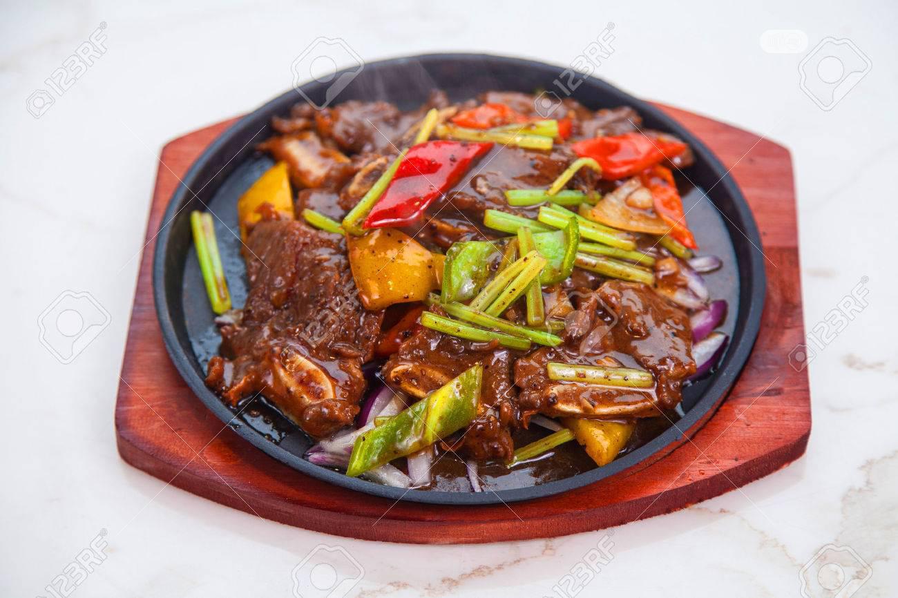 Sizzling hot plate