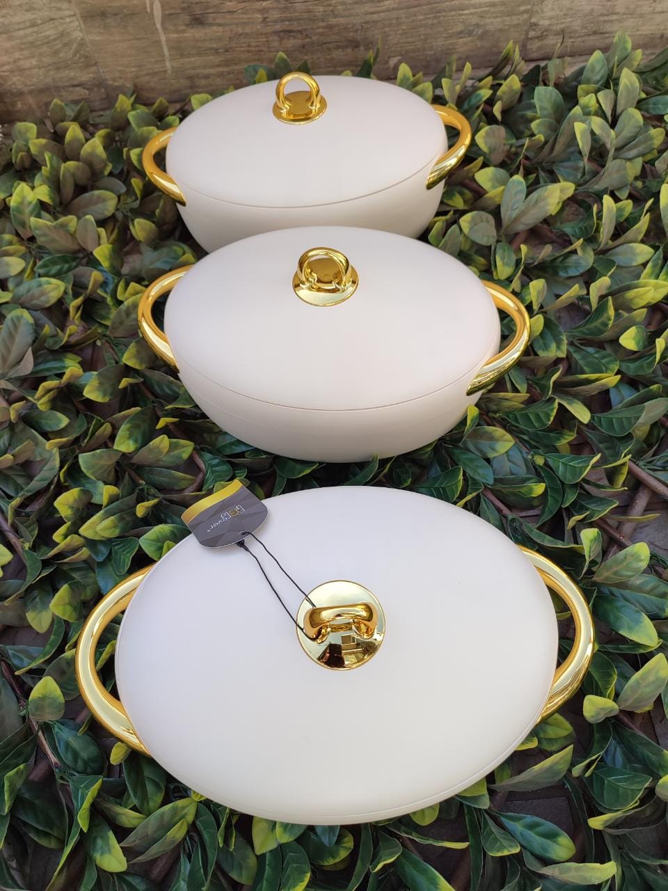 Luxurious classy insulated Hotpots