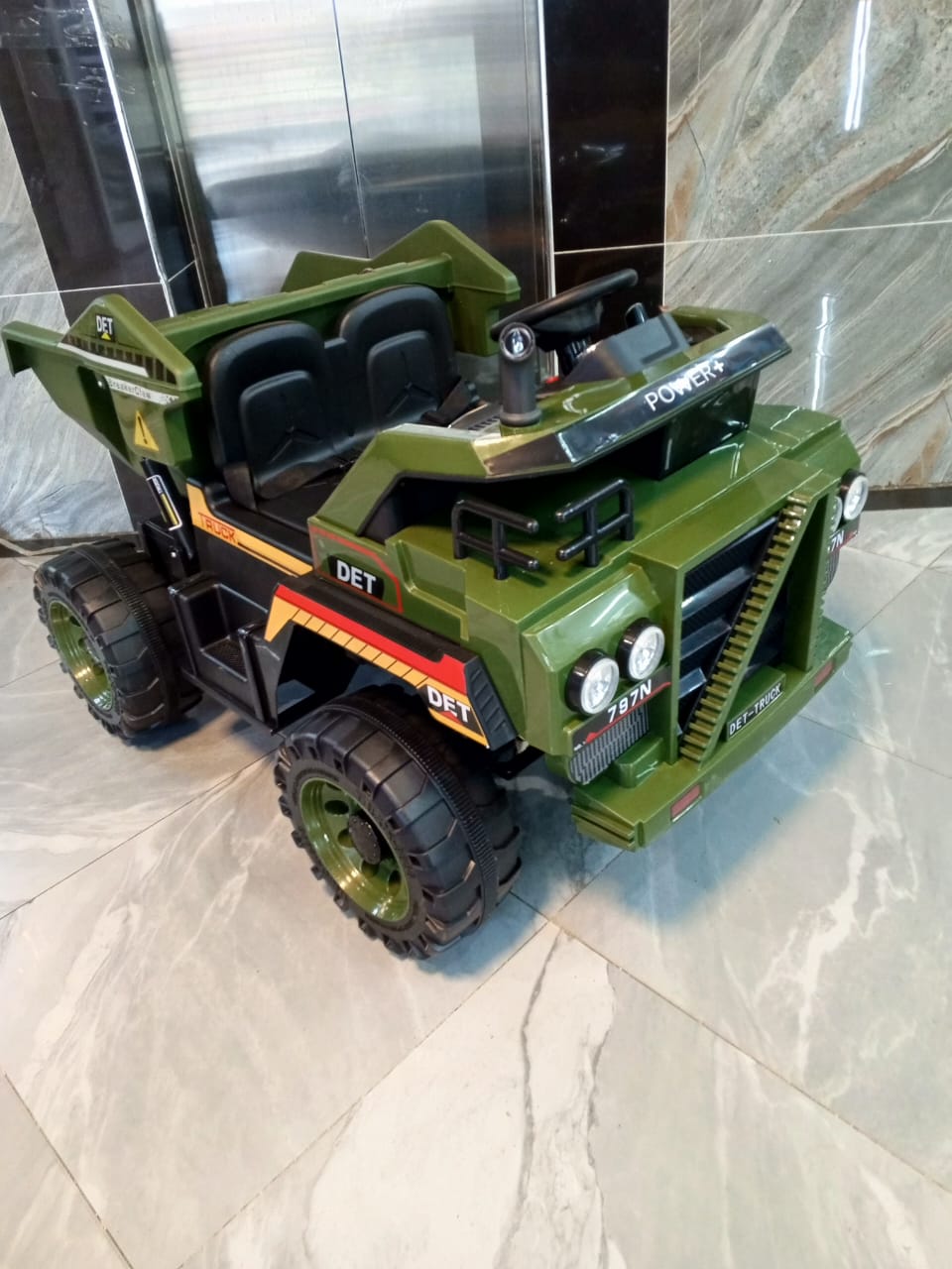 Kids truck