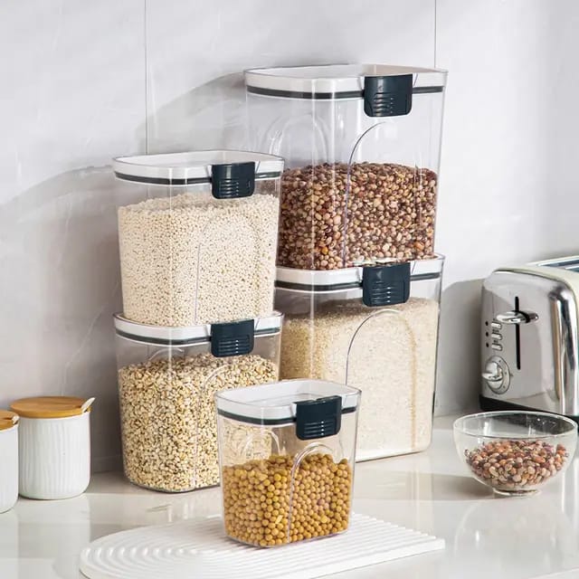 Airtight storage containers
