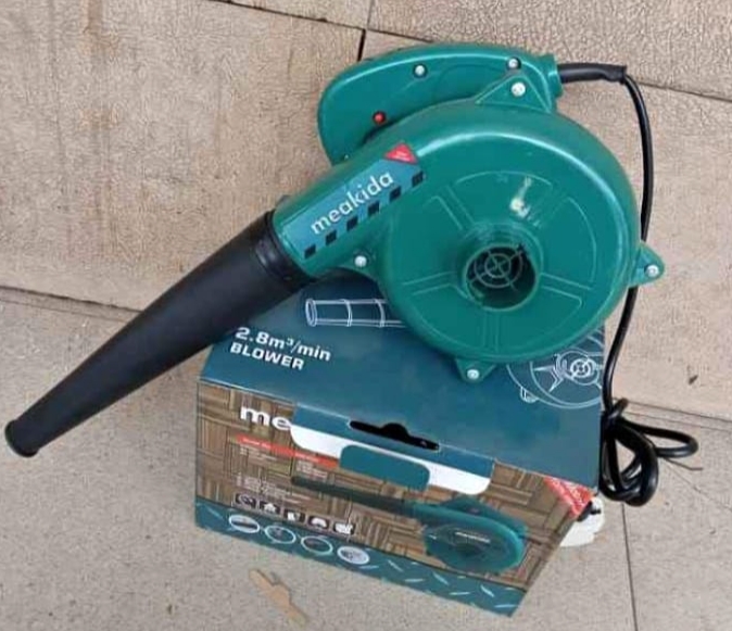 Meakida blower