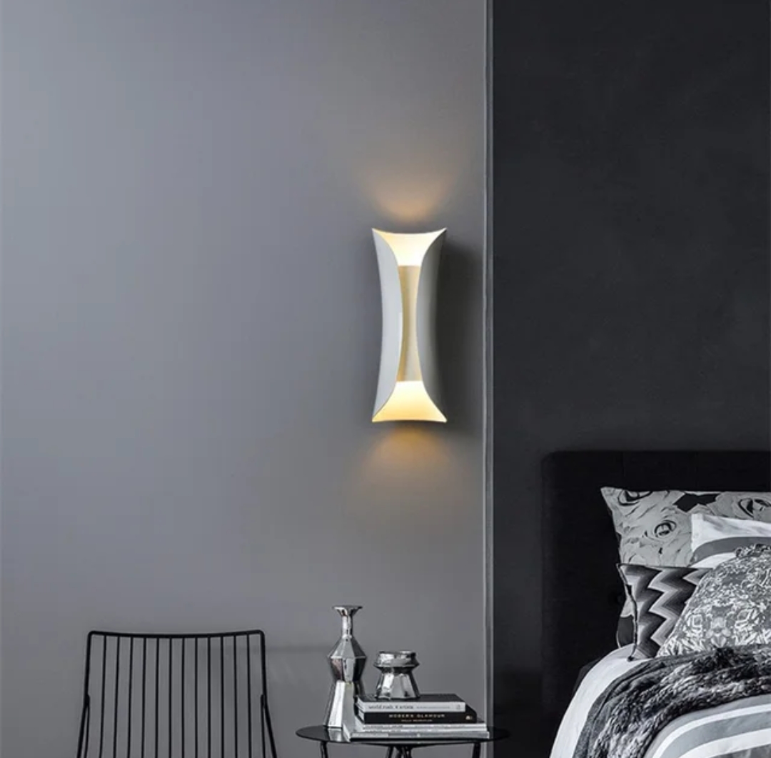Screenshot_2023-12-16-23-54-03-70_a04944f99a062af0791c9039e89fa6b9.jpg Modern led wall light